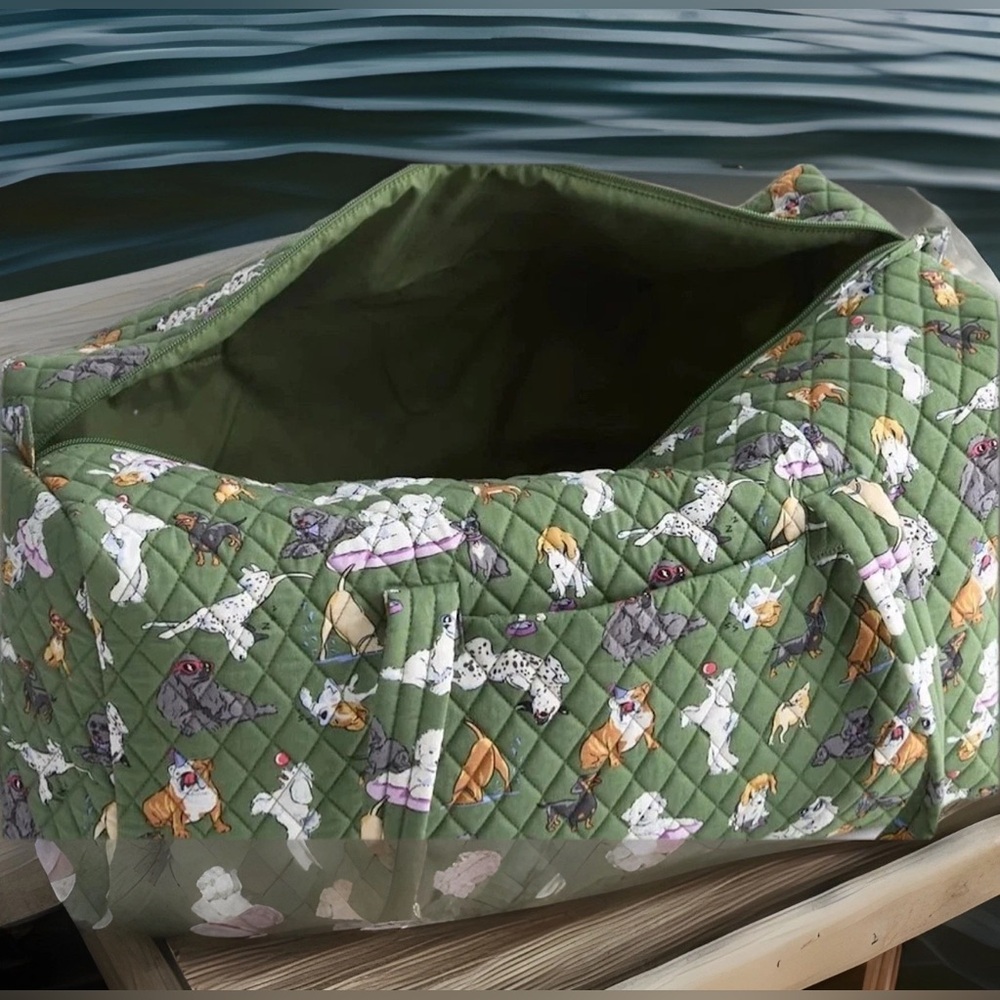 Vera Bradley Dog Park Large Traveler Duffel Bag NWT - Picture 5 of 7